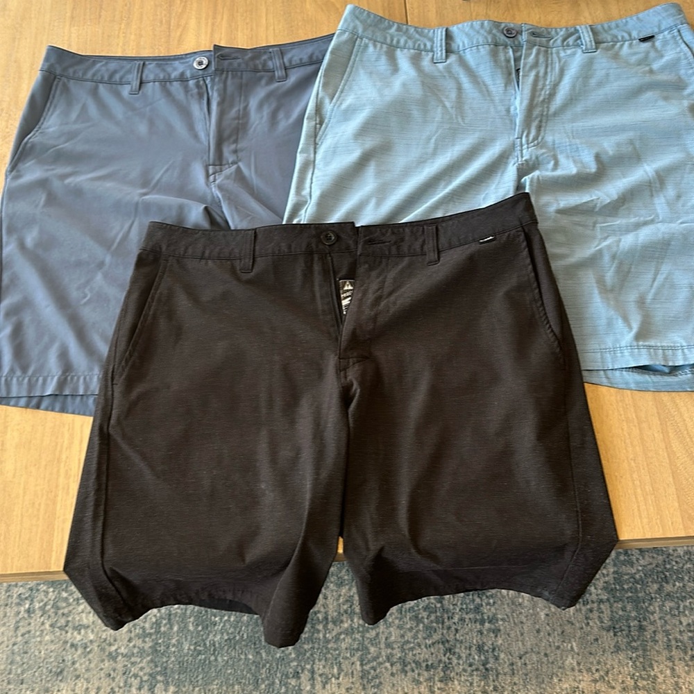 3 pairs of Travis Mathew shorts.  All size 34.